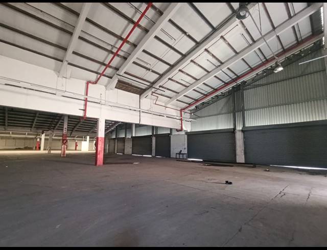 5,015M² WAREHOUSE TO LET IN NEW GERMANY